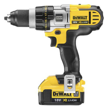 Дрель-шуруповерт DeWALT DCD980M2