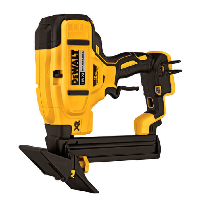 Аккумуляторный гвоздезабиватель DeWALT DCN682N