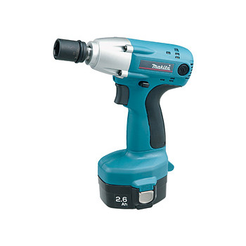 Аккумуляторный ударный гайковерт MAKITA 6934FDWDE