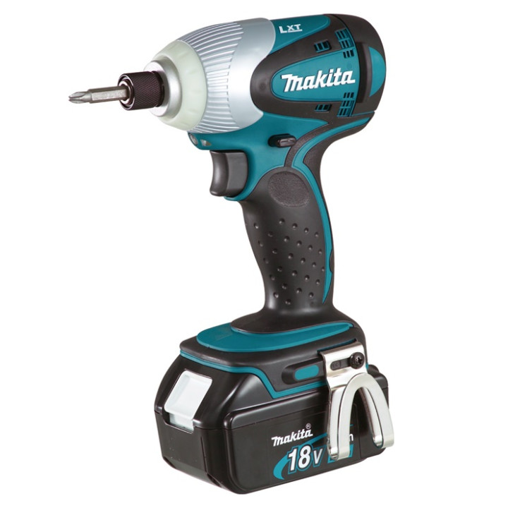 Аккумуляторный ударный шуруповерт MAKITA BTD140RFE