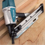 Пневматический гвоздезабиватель Makita AN 943 K