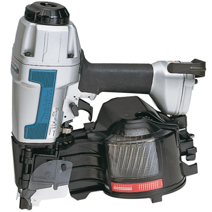 Пневматический гвоздезабиватель Makita AN 621